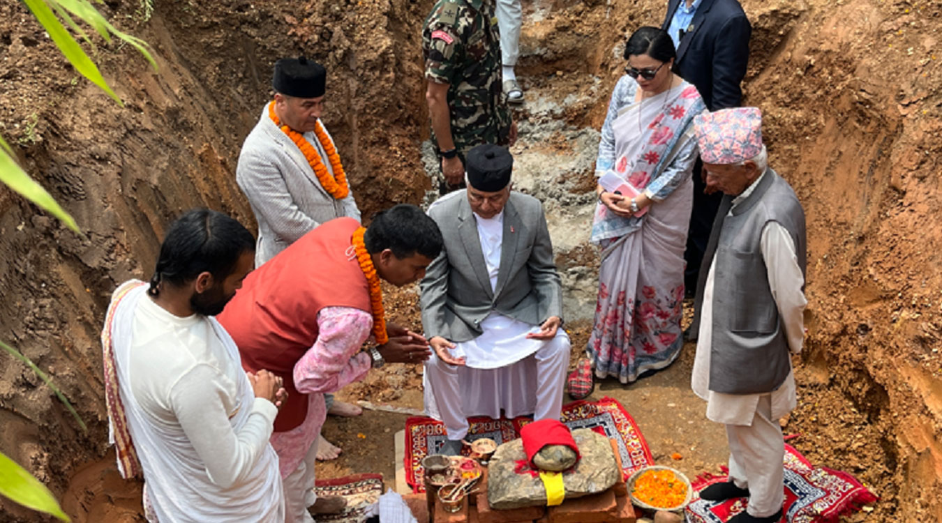 राष्ट्रपतिद्वारा भानु साहित्य उद्यानको शिलान्यास