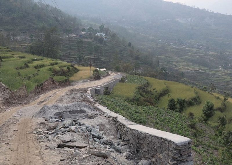 ताकम-हिलापोखरी-सोलवाङ सडक स्तरोन्नति सुरु