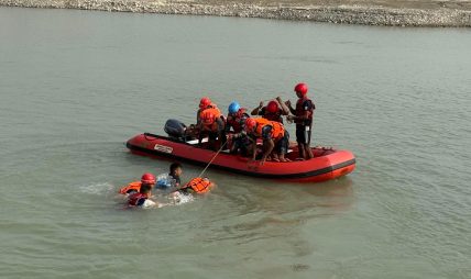महाकाली नदीमा सेनाको विपद् अभ्यास