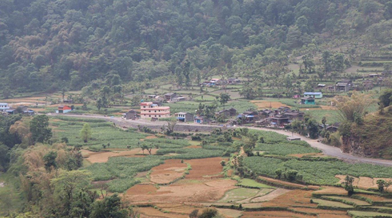 मार्ग खुलेको १५ वर्षपछि छिसवाङमा सडक स्तरोन्नति