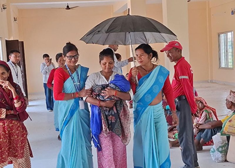 विपद् मा नसर्ने रोगी उच्च जोखिममा : भजनी र लालझाडीद्वारा ‘पेन डी प्याकेज’ लाई नीति तथा कार्यक्रममा समावेश गराउँदै
