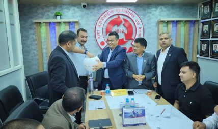 एच पि प्रेजेन्ट्स नाडा अटो शो २०२६ को स्टलका लागि गोला प्रथा सम्पन्न
