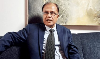 बिमा कम्पनीका पूर्व सीईओ मृगेन्द्रनाथ रिमाल पक्राउ बिमा कम्पनीका पूर्व सीईओ मृगेन्द्रनाथ रिमाल पक्राउ