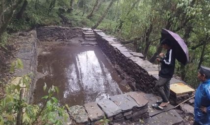 बन्यजन्तुका लागि म्याग्दीका जंगलमा ‘रिचार्ज’ पोखरी बन्यजन्तुका लागि म्याग्दीका जंगलमा ‘रिचार्ज’ पोखरी