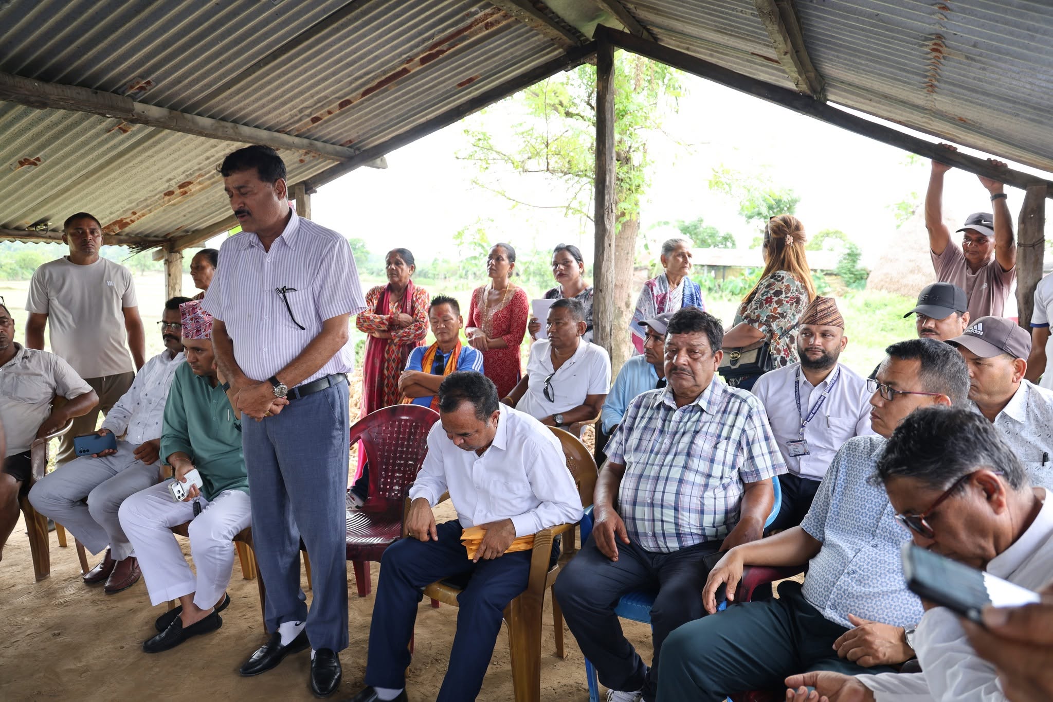 धुर्बेले उजाडेको परिवारको दुःखको घडीमा अभिभावक बन्यो महानगर