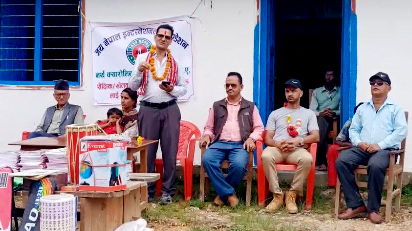 जय नेपाल इन्टरनेसनल फाउन्डेसनद्वारा ४२ दलित विद्यार्थीलाई स्टेशनरी तथा खेलकुद सामग्री सहयोग