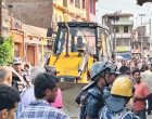 जनकपुरका पोखरीलाई अतिक्रमणमुक्त बनाउन डोजर चलाइयो