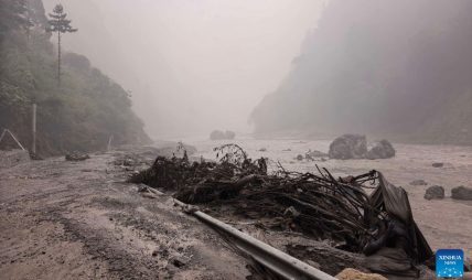 छोचेन–पुरेपू त्साङ्पो दोभानमा ठूलो ताल बनेपछि त्रास, चीनसँग संयुक्त अध्ययन संयन्त्र बनाउन ८ दलको माग छोचेन–पुरेपू त्साङ्पो दोभानमा ठूलो ताल बनेपछि त्रास, चीनसँग संयुक्त अध्ययन संयन्त्र बनाउन ८ दलको माग