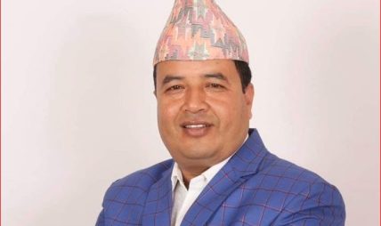 ‘सिसीको बिर्को फेर्दैमा पुनर्गठन हुँदैन’ – महेश बस्नेत ‘सिसीको बिर्को फेर्दैमा पुनर्गठन हुँदैन’ – महेश बस्नेत