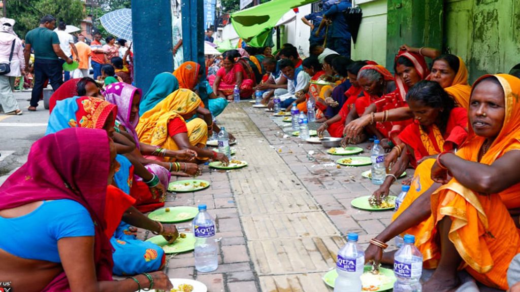 सरकारसँग सहमतिपछि घर फर्किए लघुवित्तपीडित