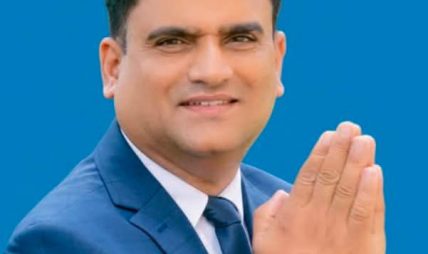 विपद्को अवस्थामा आलोचना होइन, सहयोग र सहकार्य गर्न एनआरएनए प्रवक्ता सोम सापकोटाको आग्रह विपद्को अवस्थामा आलोचना होइन, सहयोग र सहकार्य गर्न एनआरएनए प्रवक्ता सोम सापकोटाको आग्रह