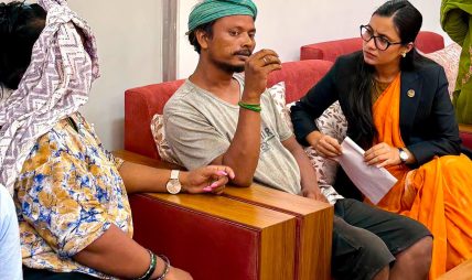पुरानो अभिव्यक्तिलाई सन्दर्भबाट अलग गरी ‘बलात्कार सामान्य हो’ भन्ने अर्थमा प्रचार गरिएको भन्दै कानूनमन्त्रीकाे आपत्ति पुरानो अभिव्यक्तिलाई सन्दर्भबाट अलग गरी ‘बलात्कार सामान्य हो’ भन्ने अर्थमा प्रचार गरिएको भन्दै कानूनमन्त्रीकाे आपत्ति