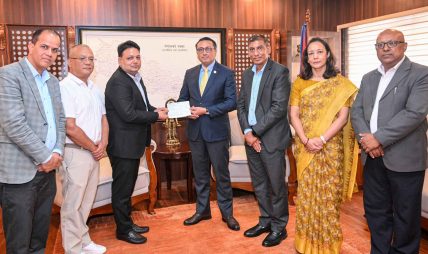सिप्रभ्य समूह अन्तर्गतका सिप्रदी तथा भोटेकोशी पावर कम्पनीद्वारा प्रधानमन्त्री दैवी प्रकोप उद्धार कोषमा सहयोग सिप्रभ्य समूह अन्तर्गतका सिप्रदी तथा भोटेकोशी पावर कम्पनीद्वारा प्रधानमन्त्री दैवी प्रकोप उद्धार कोषमा सहयोग
