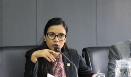 विपद् सहन सक्ने गरी नेपालकै विकासको ढाँचा पुनर्लेखन गर्ने समय आएको छ : कानुनमन्त्री गौतम